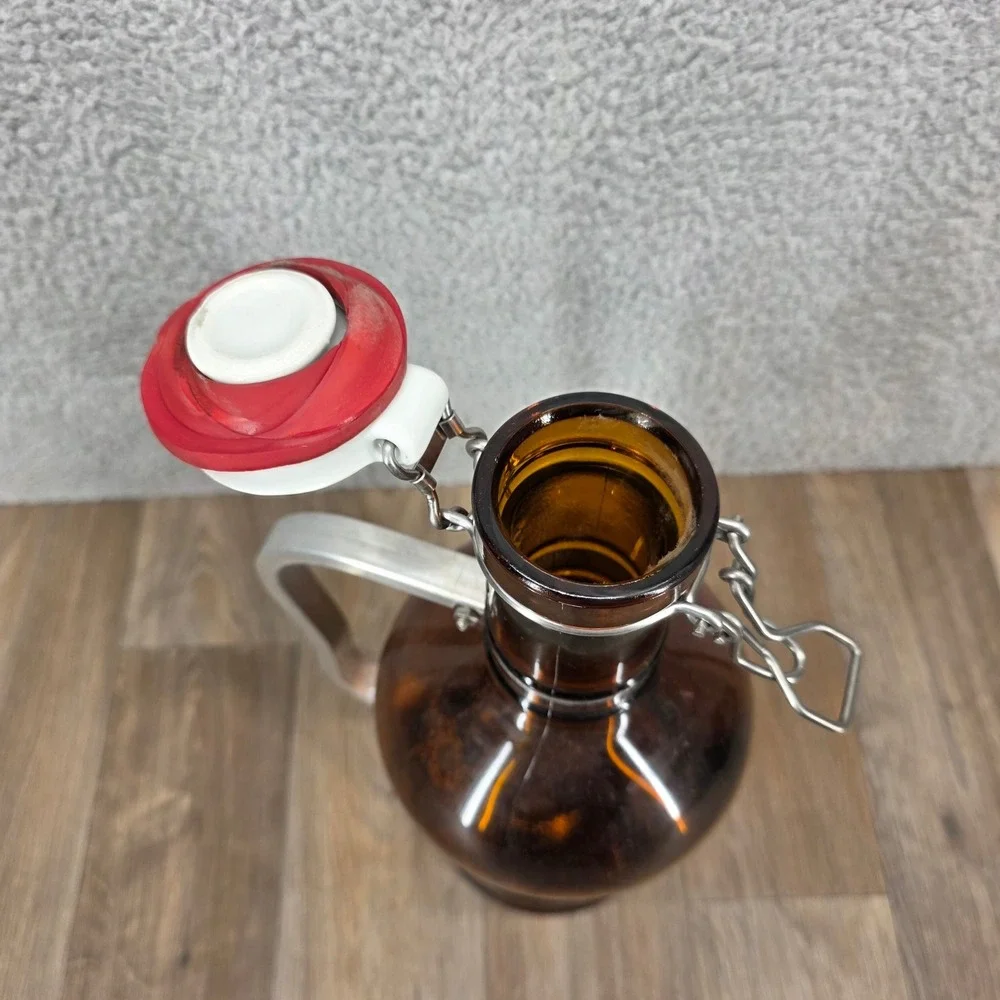 Vintage Amber Glass Beer Growler with Metal Handle and Swing Top Lid 12.5